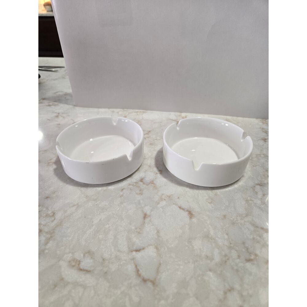 2 Vintage Lenox Decor Round Ashtrays White Ceramic Home Decoration